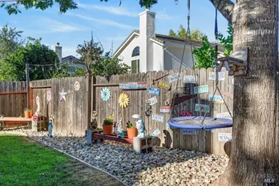160 Colby Court, Vacaville, CA 95687 - Photo 21
