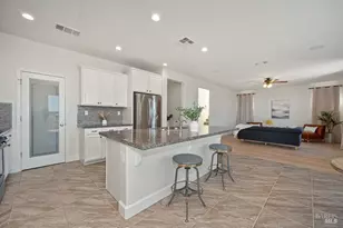160 Kodiak Dr, Vacaville, CA 95687 - Photo 7