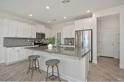 160 Kodiak Drive, Vacaville, CA 95687 - Photo 5