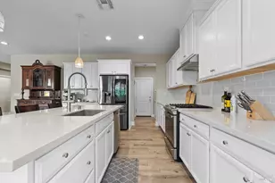 978 Day Lilly Dr, Vacaville, CA 95687 - Photo 17