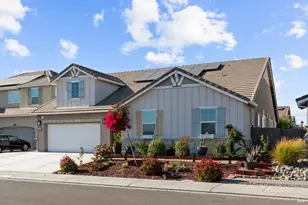 978 Day Lilly Dr, Vacaville, CA 95687 - Photo 3