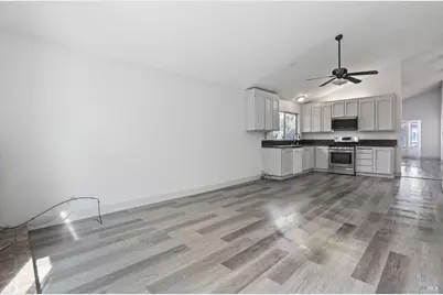 903 E Atlantic Avenue, Fairfield, CA 94533 - Photo 13