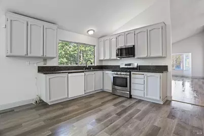 903 E Atlantic Avenue, Fairfield, CA 94533 - Photo 5