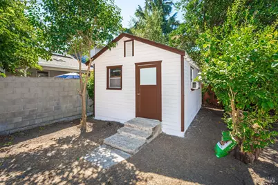 735 W A Street, Dixon, CA 95620 - Photo 19