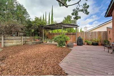 242 Alder Crest Way, Vacaville, CA 95688 - Photo 47