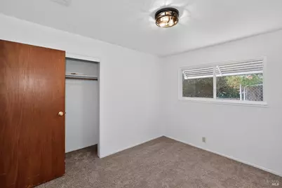 289 Markham Avenue, Vacaville, CA 95688 - Photo 21