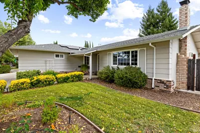 454 Corte Toledo Court, Vacaville, CA 95688 - Photo 5