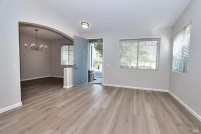 293 Mandarin Circle, Vacaville, CA 95687 - Photo 9