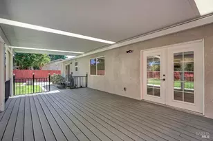 1151 Creekside Dr, Vacaville, CA 95687 - Photo 23