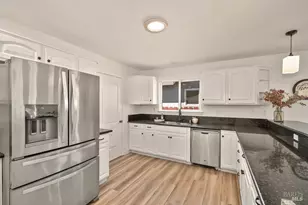 1151 Creekside Dr, Vacaville, CA 95687 - Photo 7