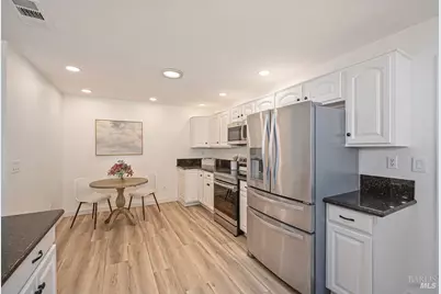 1151 Creekside Drive, Vacaville, CA 95687 - Photo 9