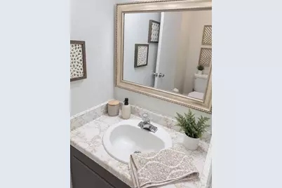970 El Camino Avenue #4, Vacaville, CA 95688 - Photo 11