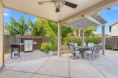 348 Schooner Court, Vacaville, CA 95687 - Photo 33
