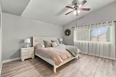 348 Schooner Court, Vacaville, CA 95687 - Photo 23