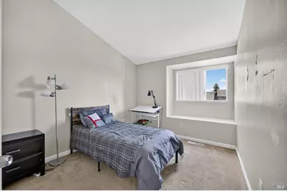 121 Sunnyglen Drive, Vallejo, CA 94591 - Photo 7