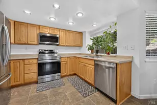 121 Sunnyglen Dr, Vallejo, CA 94591 - Photo 5