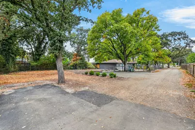 622 Solano Avenue, El Verano, CA 95476 - Photo 35