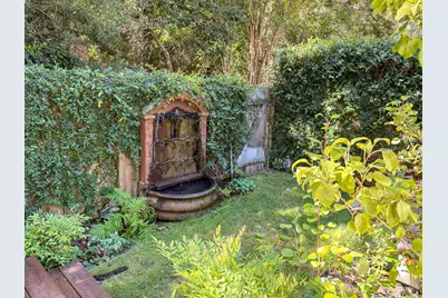 303 W Thomson Avenue, Boyes Hot Springs, CA 95476 - Photo 15