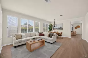 1030 Revelle Dr, Dixon, CA 95620 - Photo 3