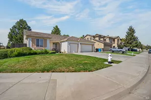 1030 Revelle Dr, Dixon, CA 95620 - Photo 13
