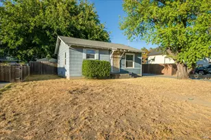 140 W Cherry St, Dixon, CA 95620 - Photo 3