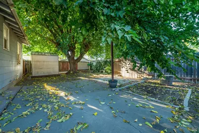 140 W Cherry Street, Dixon, CA 95620 - Photo 17