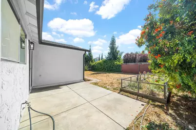 166 Somerville Drive, Vacaville, CA 95687 - Photo 37