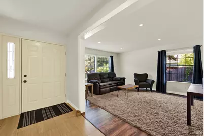 419 Oakwood Drive, Fairfield, CA 94534 - Photo 5