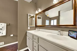 419 Oakwood Dr, Fairfield, CA 94534 - Photo 23