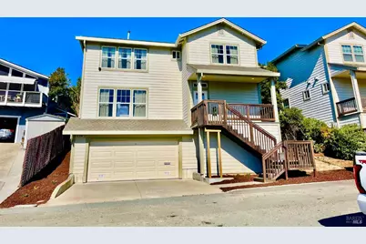 636 E N Street, Benicia, CA 94510 - Photo 1