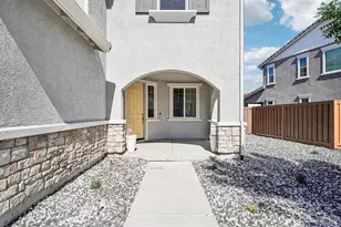 1520 Eisenhower Ct, Dixon, CA 95620 - Photo 3