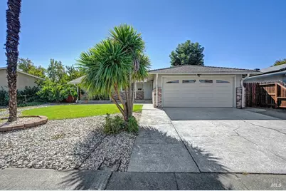 217 Arrowhead Drive, Vacaville, CA 95687 - Photo 3
