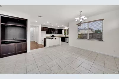864 Embassy Circle, Vacaville, CA 95688 - Photo 7