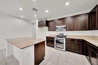 864 Embassy Circle, Vacaville, CA 95688 - Photo 11