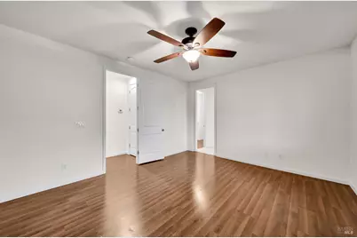 864 Embassy Circle, Vacaville, CA 95688 - Photo 17