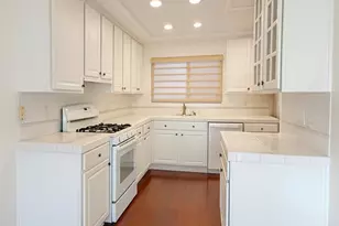 608 Marlin Ct, Redwood City, CA 94065 - Photo 5