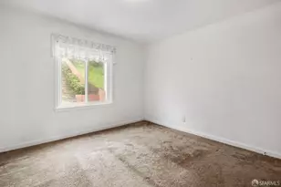 307 De Long St, San Francisco, CA 94112 - Photo 7