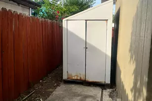 313 Dumbarton Ave, Redwood City, CA 94063 - Photo 21