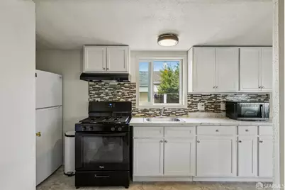 370 Walnut Street, San Bruno, CA 94066 - Photo 7