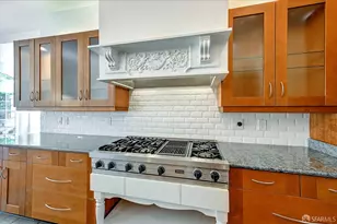 525 Liberty St, San Francisco, CA 94114 - Photo 25