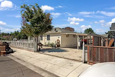 2155 Addison Avenue, East Palo Alto, CA 94303 - Photo 3