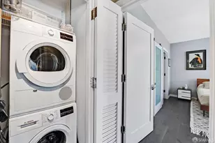 1868 Van Ness Ave, San Francisco, CA 94109 - Photo 23