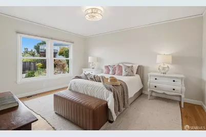 4024 Bayview Avenue, San Mateo, CA 94403 - Photo 19