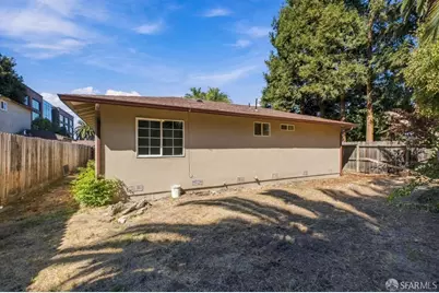 2134 Capitol Avenue, East Palo Alto, CA 94303 - Photo 35