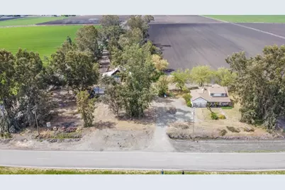 19351 Reynolds, Dos Palos, CA 93620 - Photo 1