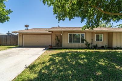 700 Briggs Avenue, Modesto, CA 95351 - Photo 1