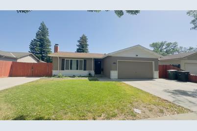 2112 Edgebrook Dr, Modesto, CA 95354 - Photo 1