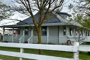 19593 Lexington Ave, Dos Palos, CA 93620 - Photo 1