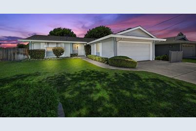 1354 Crest Drive, Yuba City, CA 95993 - Photo 1