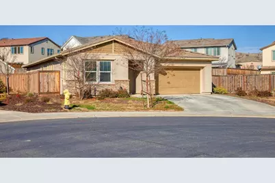 9695 Cabernet Court, Patterson, CA 95363 - Photo 1